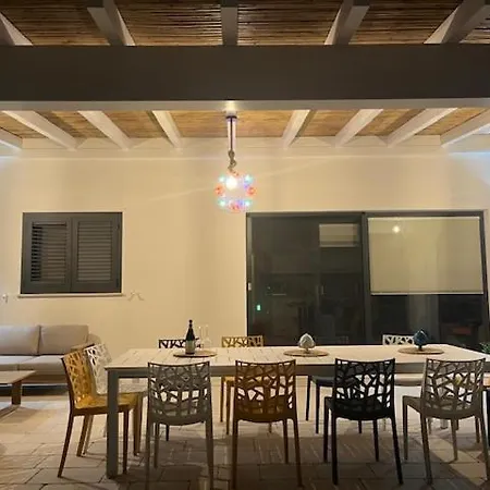 Trullo E Lucia Di Puglia